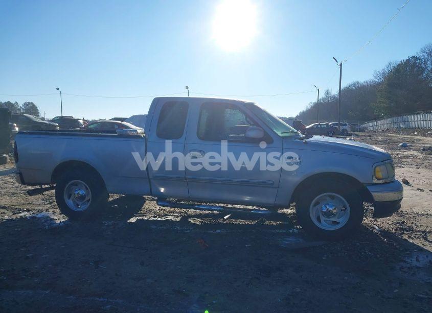 Photo 13 of 1999 Ford F-150 LARIAT/WORK SERIES/XL/XLT (VIN 1FTRX17W2XNB33780)