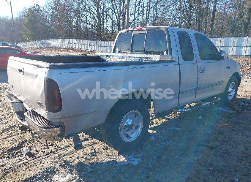 Photo 4 of 1999 Ford F-150 LARIAT/WORK SERIES/XL/XLT (VIN 1FTRX17W2XNB33780)