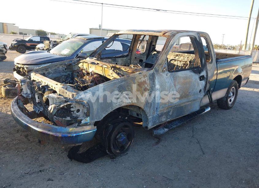 Photo 2 of 2000 Ford F-150 LARIAT/WORK SERIES/XL/XLT (VIN 1FTRX17W2YNB01266)