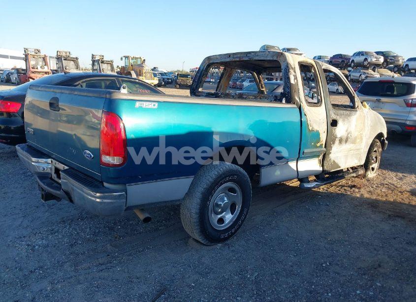 Photo 4 of 2000 Ford F-150 LARIAT/WORK SERIES/XL/XLT (VIN 1FTRX17W2YNB01266)