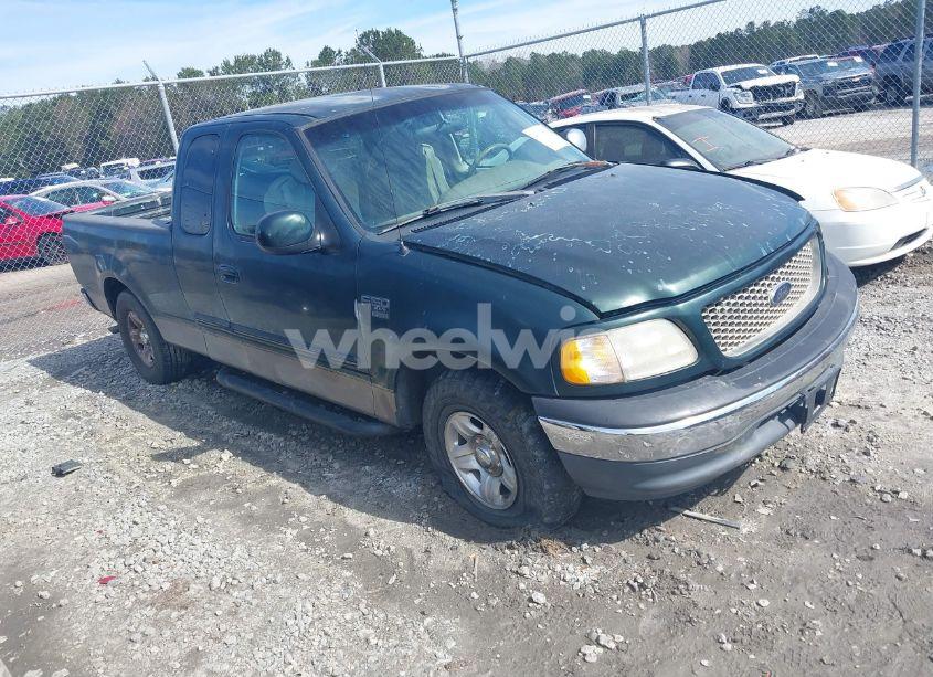 2001 Ford F-150 LARIAT/XL/XLT (VIN 1FTRX17W31NB16896) main photo