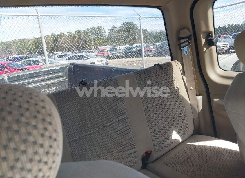 Photo 8 of 2001 Ford F-150 LARIAT/XL/XLT (VIN 1FTRX17W31NB16896)