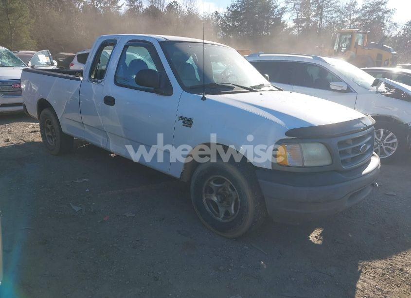 2003 Ford F-150 LARIAT/XL/XLT (VIN 1FTRX17W33NA66469) main photo