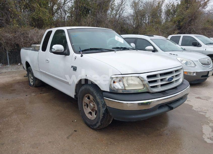 1999 Ford F-150 LARIAT/WORK SERIES/XL/XLT (VIN 1FTRX17W3XKB84688) main photo