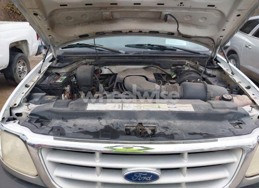 Photo 10 of 1999 Ford F-150 LARIAT/WORK SERIES/XL/XLT (VIN 1FTRX17W3XKB84688)