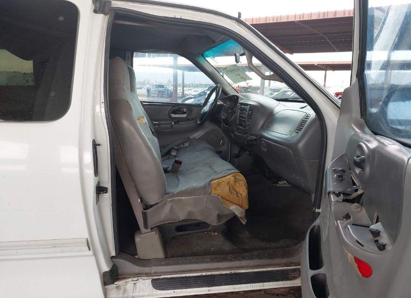 Photo 5 of 1999 Ford F-150 LARIAT/WORK SERIES/XL/XLT (VIN 1FTRX17W3XNC31894)