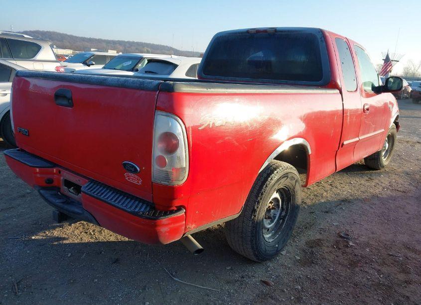 Photo 4 of 2000 Ford F-150 LARIAT/WORK SERIES/XL/XLT (VIN 1FTRX17W3YKA70904)