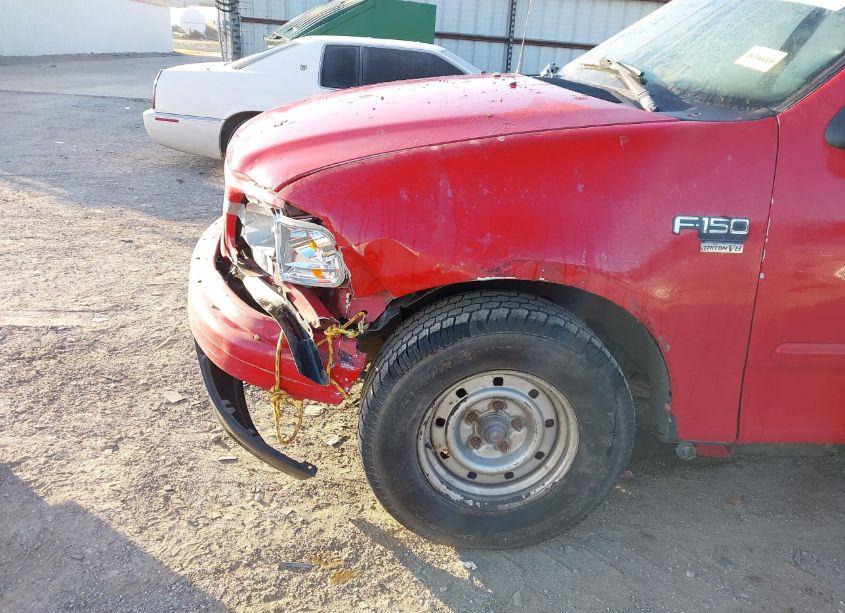 Photo 6 of 2000 Ford F-150 LARIAT/WORK SERIES/XL/XLT (VIN 1FTRX17W3YKA70904)