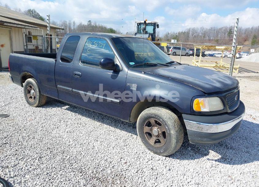 2001 Ford F-150 LARIAT/XL/XLT (VIN 1FTRX17W41NA28584) main photo