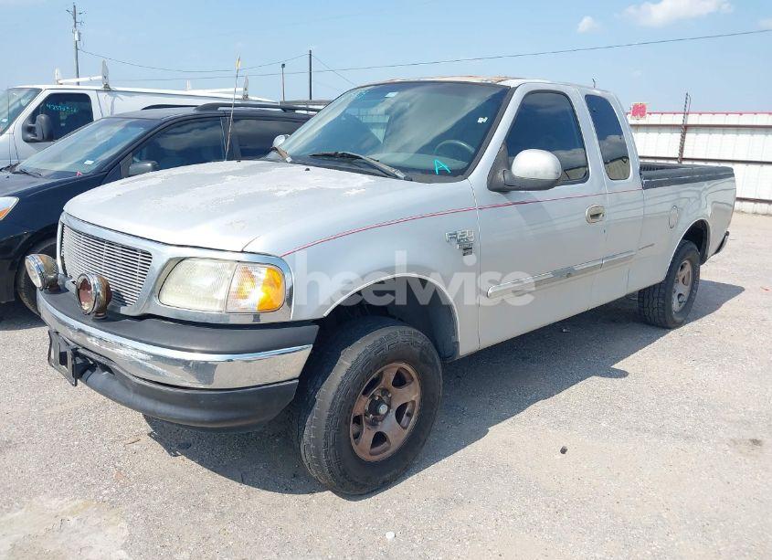 Photo 2 of 2001 Ford F-150 LARIAT/XL/XLT (VIN 1FTRX17W51NB73794)