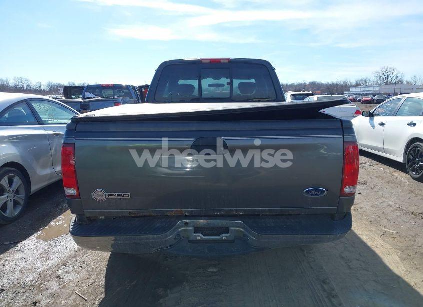 Photo 6 of 2003 Ford F-150 LARIAT/XL/XLT (VIN 1FTRX17W53NB00671)