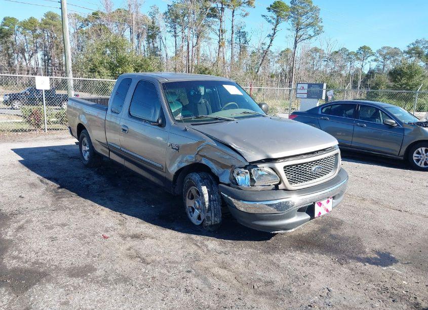2001 Ford F-150 LARIAT/XL/XLT (VIN 1FTRX17W61KC65837) main photo