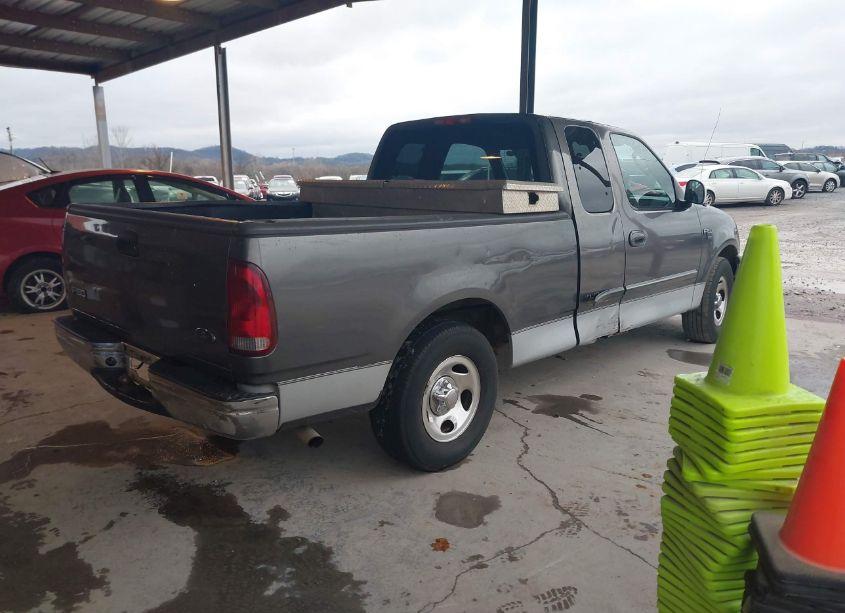 Photo 4 of 2003 Ford F-150 LARIAT/XL/XLT (VIN 1FTRX17W63NA28556)