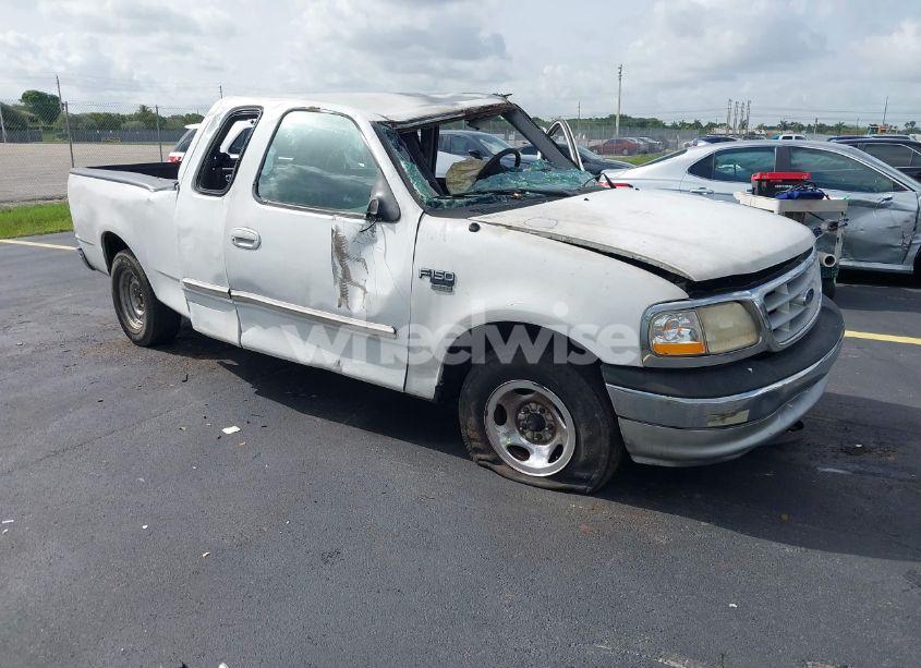 1999 Ford F-150 LARIAT/WORK SERIES/XL/XLT (VIN 1FTRX17W6XNB65695) main photo