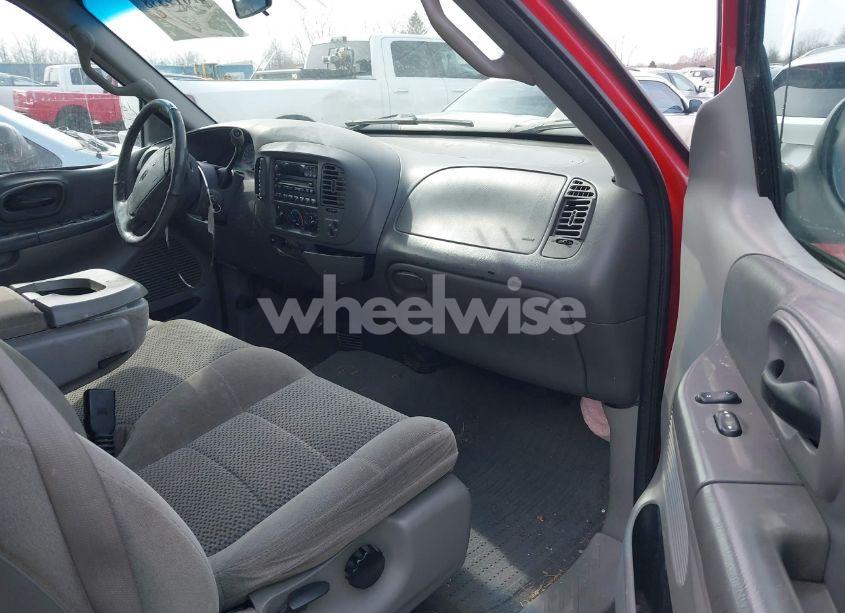 Photo 5 of 2001 Ford F-150 LARIAT/XL/XLT (VIN 1FTRX17W71NA67511)