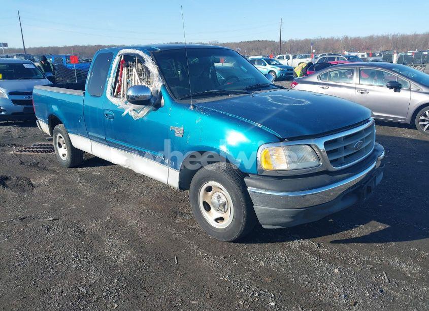 2001 Ford F-150 LARIAT/XL/XLT (VIN 1FTRX17W71NA81344) main photo