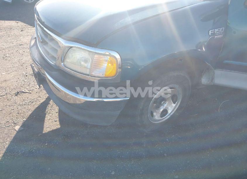 Photo 6 of 2001 Ford F-150 LARIAT/XL/XLT (VIN 1FTRX17W71NA81344)