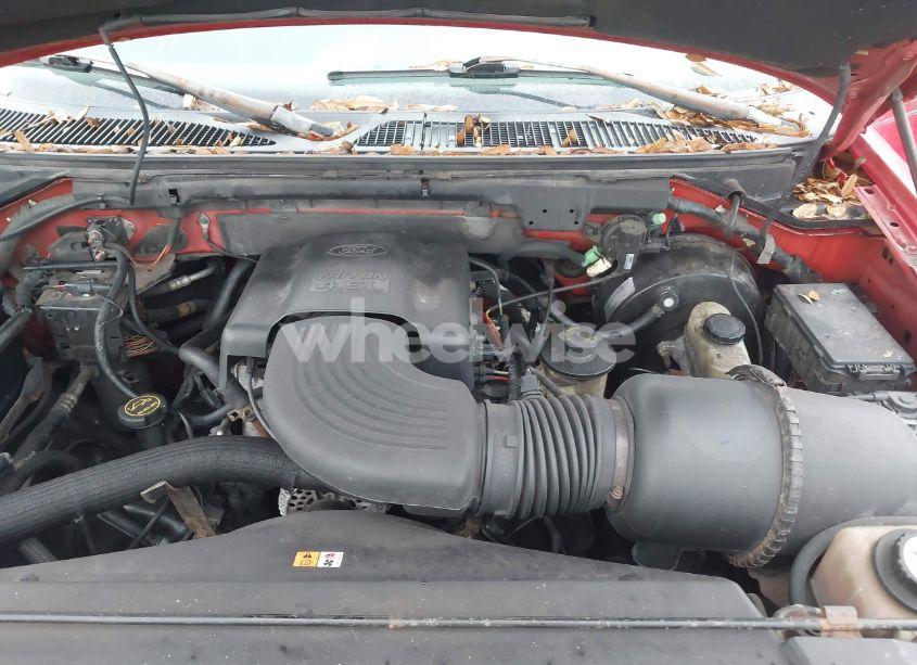 Photo 10 of 2002 Ford F-150 LARIAT/XL/XLT (VIN 1FTRX17W72KB04625)