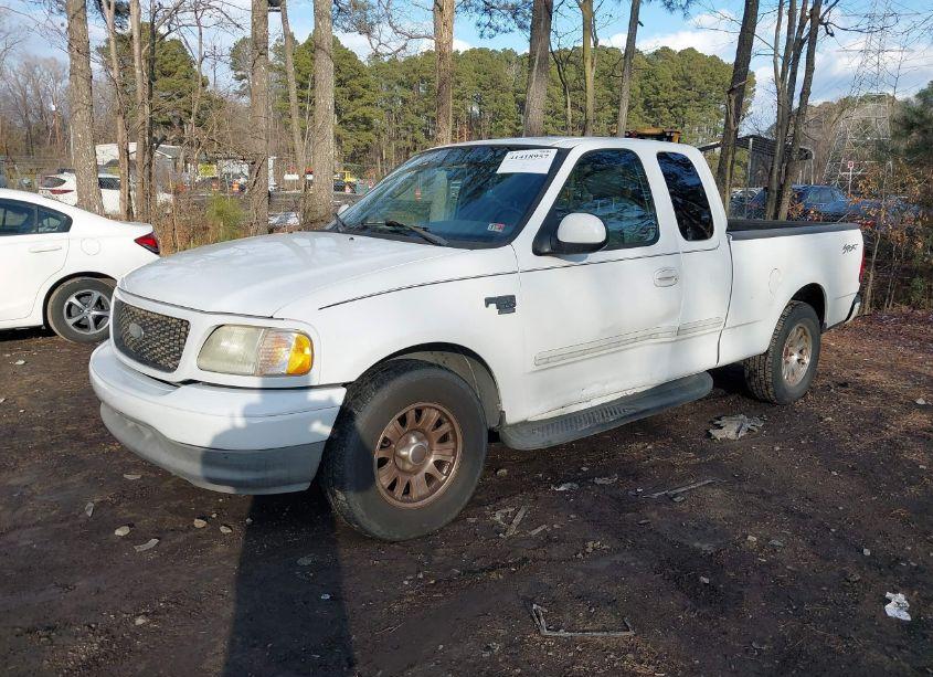 Photo 2 of 2003 Ford F-150 LARIAT/XL/XLT (VIN 1FTRX17W73NB92625)