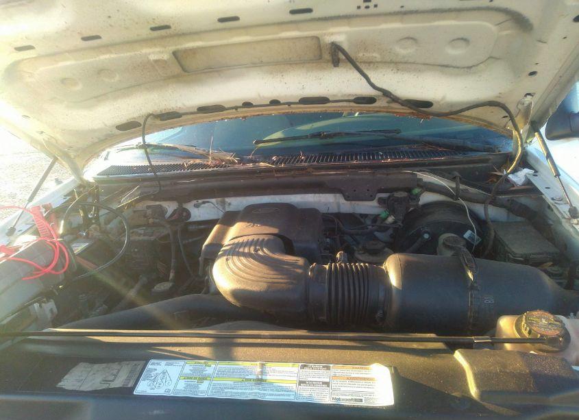 Photo 10 of 1999 Ford F-150 LARIAT/WORK SERIES/XL/XLT (VIN 1FTRX17W7XKB77467)