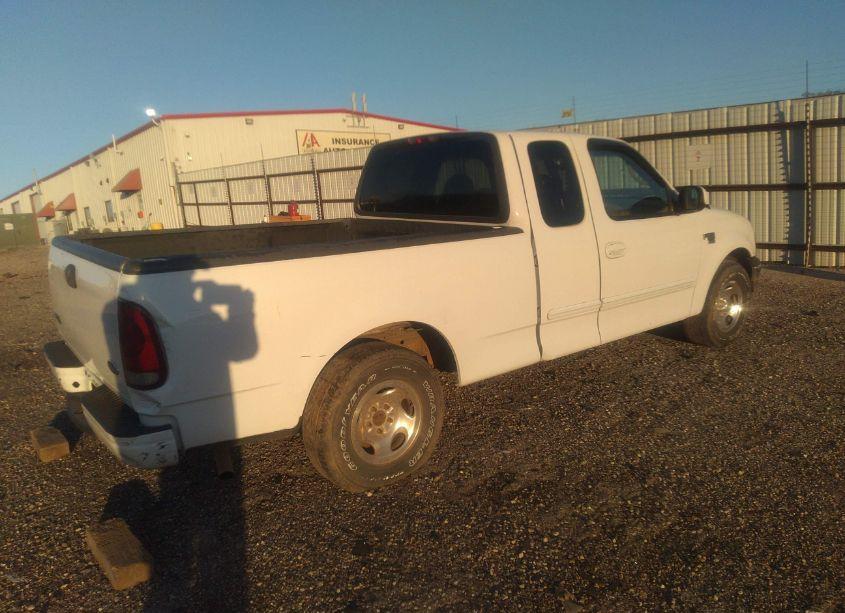 Photo 4 of 1999 Ford F-150 LARIAT/WORK SERIES/XL/XLT (VIN 1FTRX17W7XKB77467)