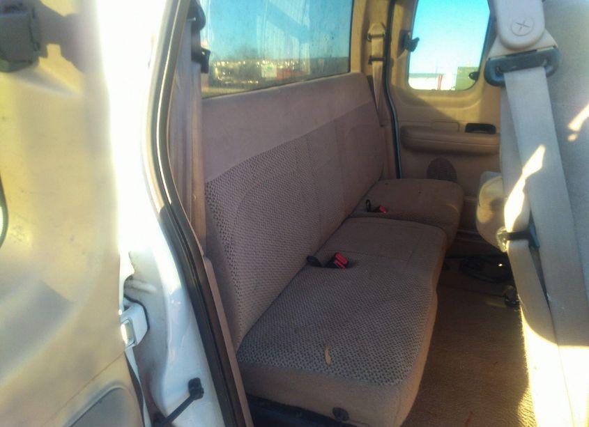 Photo 8 of 1999 Ford F-150 LARIAT/WORK SERIES/XL/XLT (VIN 1FTRX17W7XKB77467)