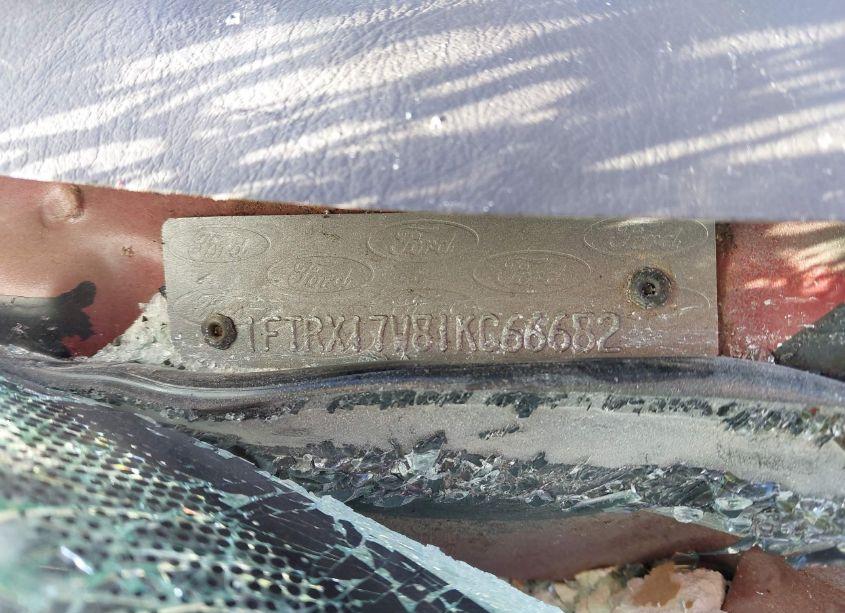 Photo 9 of 2001 Ford F-150 LARIAT/XL/XLT (VIN 1FTRX17W81KC66682)