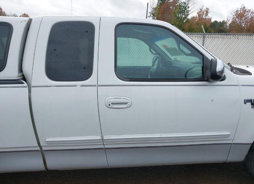 Photo 14 of 2001 Ford F-150 LARIAT/XL/XLT (VIN 1FTRX17W81NA24988)