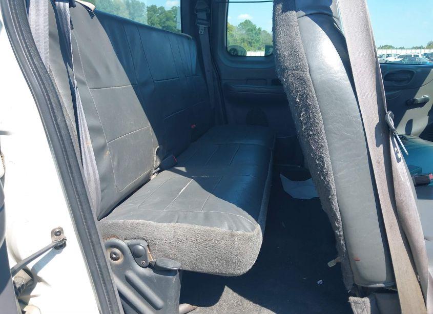 Photo 8 of 2001 Ford F-150 LARIAT/XL/XLT (VIN 1FTRX17W81NA46442)