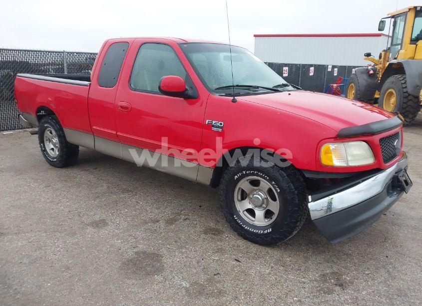 2002 Ford F-150 LARIAT/XL/XLT (VIN 1FTRX17W82KA86457) main photo