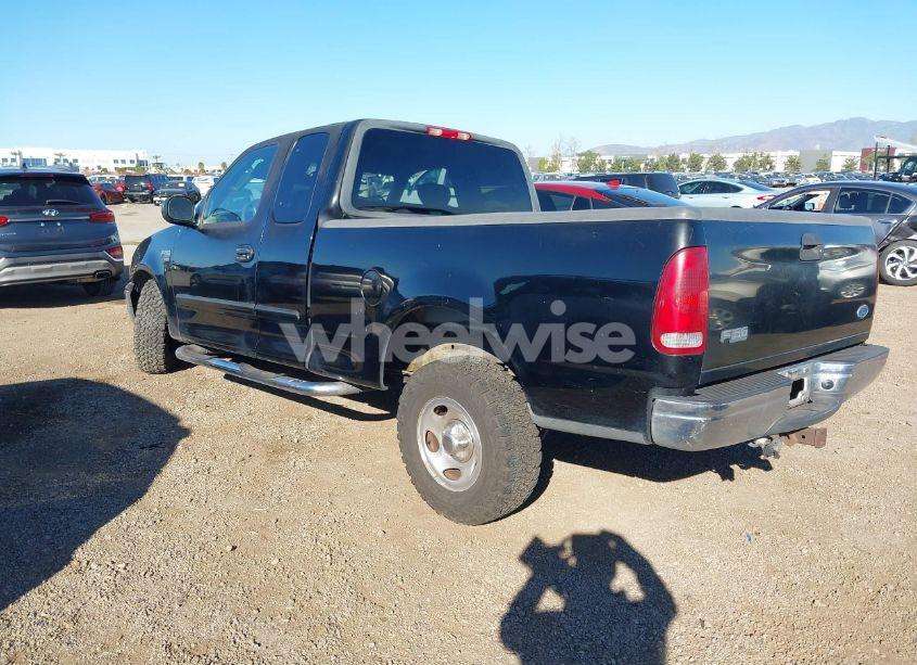 Photo 3 of 2003 Ford F-150 LARIAT/XL/XLT (VIN 1FTRX17W83KB18972)