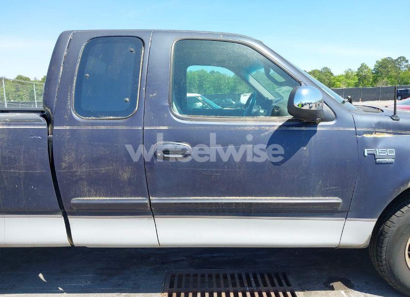 Photo 12 of 1999 Ford F-150 LARIAT/WORK SERIES/XL/XLT (VIN 1FTRX17W9XNB32397)