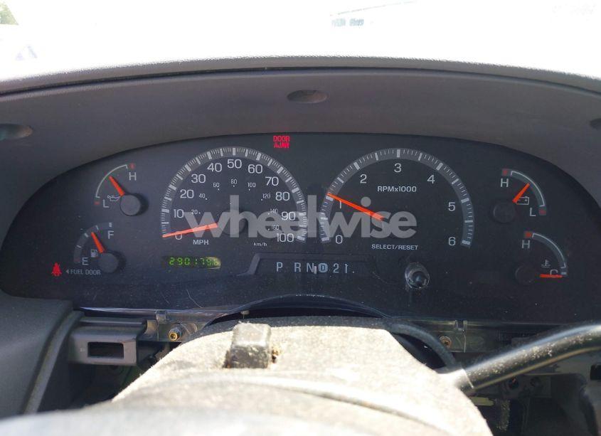 Photo 7 of 1999 Ford F-150 LARIAT/WORK SERIES/XL/XLT (VIN 1FTRX17W9XNB32397)