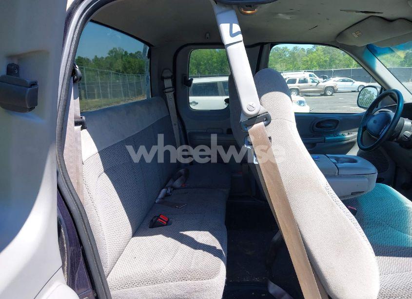 Photo 8 of 1999 Ford F-150 LARIAT/WORK SERIES/XL/XLT (VIN 1FTRX17W9XNB32397)