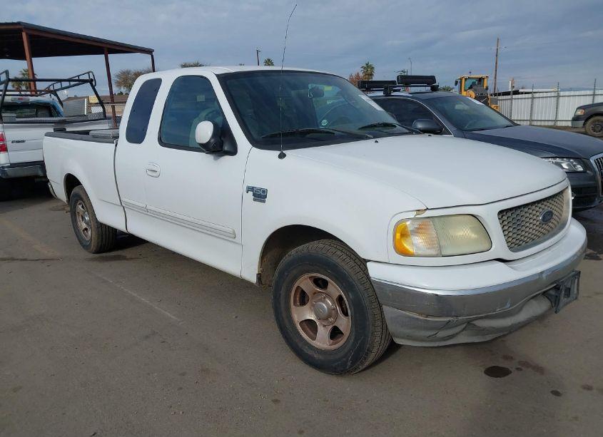 2003 Ford F-150 LARIAT/XL/XLT (VIN 1FTRX17WX3NB76466) main photo