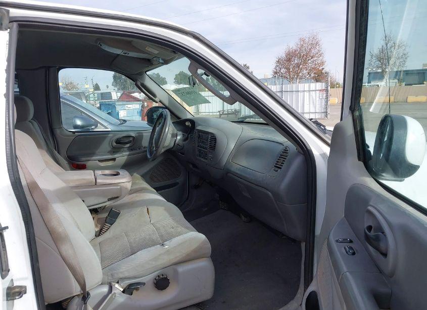 Photo 5 of 2003 Ford F-150 LARIAT/XL/XLT (VIN 1FTRX17WX3NB76466)