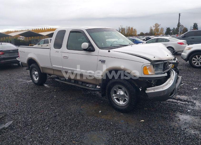 2002 Ford F-150 LARIAT/XL/XLT (VIN 1FTRX18L02NB22855) main photo
