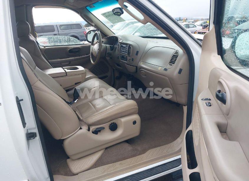 Photo 5 of 2002 Ford F-150 LARIAT/XL/XLT (VIN 1FTRX18L02NB22855)