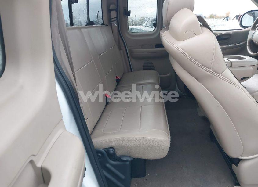 Photo 8 of 2002 Ford F-150 LARIAT/XL/XLT (VIN 1FTRX18L02NB22855)