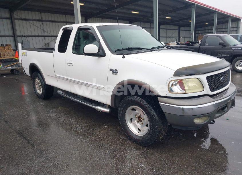 2003 Ford F-150 LARIAT/XL/XLT (VIN 1FTRX18L03NA19579) main photo