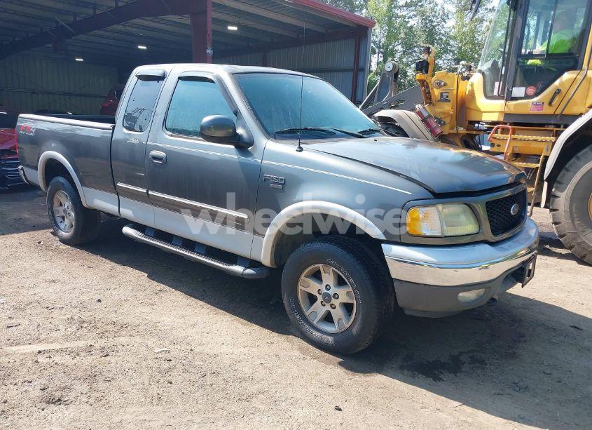 2003 Ford F-150 LARIAT/XL/XLT (VIN 1FTRX18L03NA60830) main photo