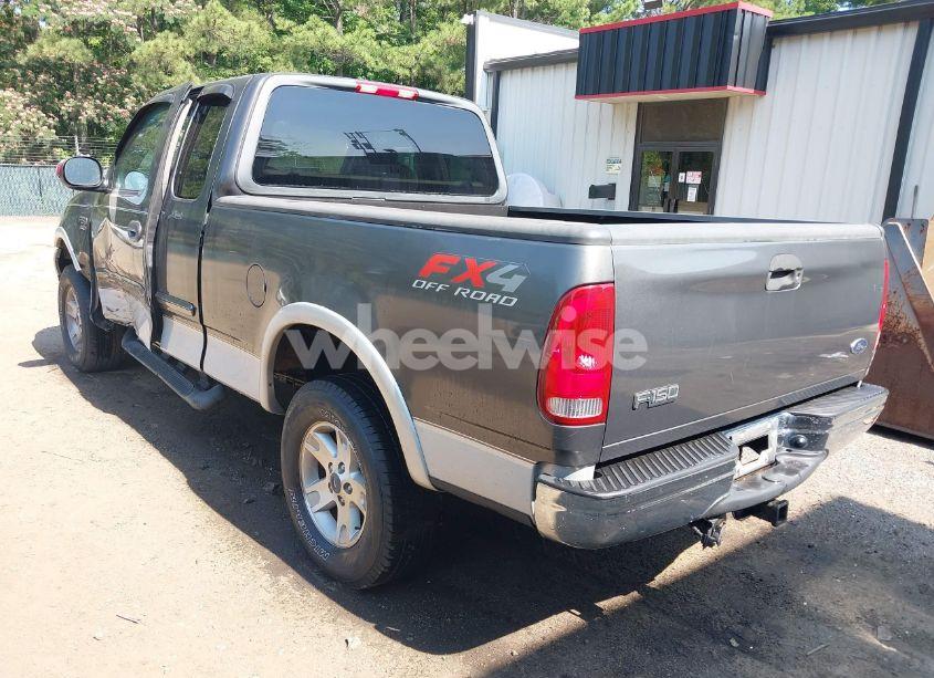 Photo 3 of 2003 Ford F-150 LARIAT/XL/XLT (VIN 1FTRX18L03NA60830)