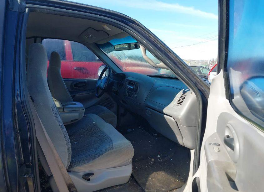 Photo 5 of 1999 Ford F-150 LARIAT/XL/XLT (VIN 1FTRX18L0XNC01403)