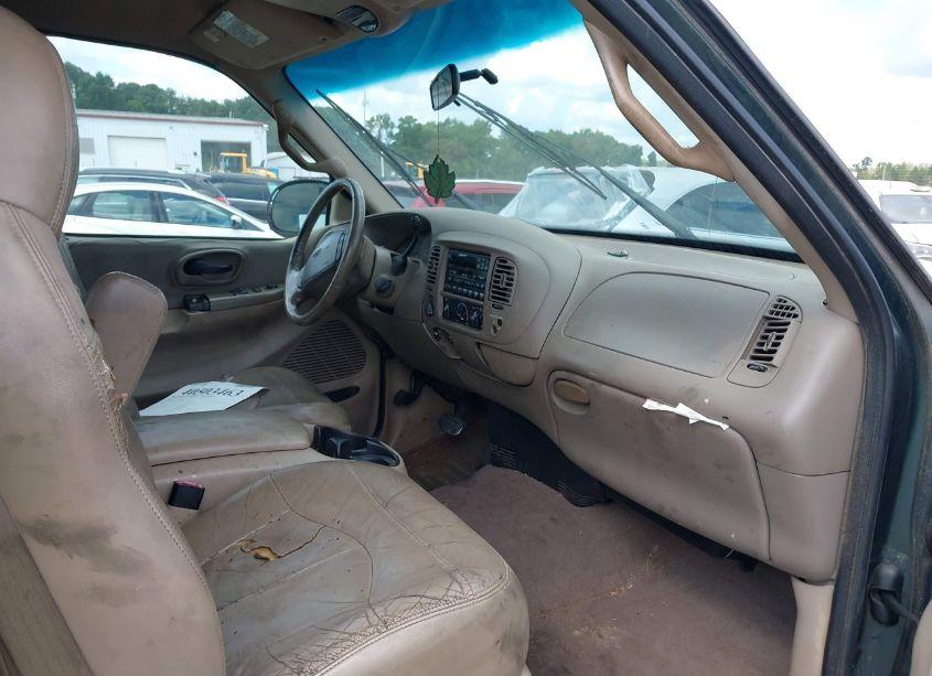 Photo 5 of 2001 Ford F-150 LARIAT/XL/XLT (VIN 1FTRX18L11NA18793)