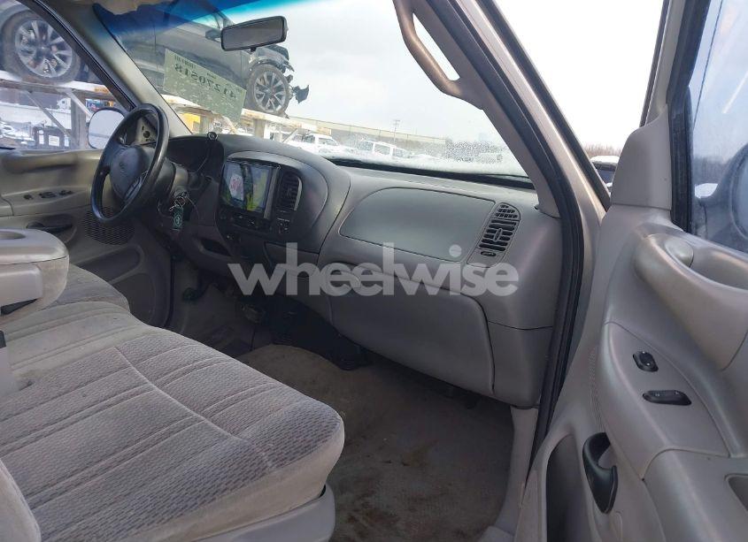 Photo 5 of 1998 Ford F-150 LARIAT/STANDARD/XL/XLT (VIN 1FTRX18L1WNC01067)