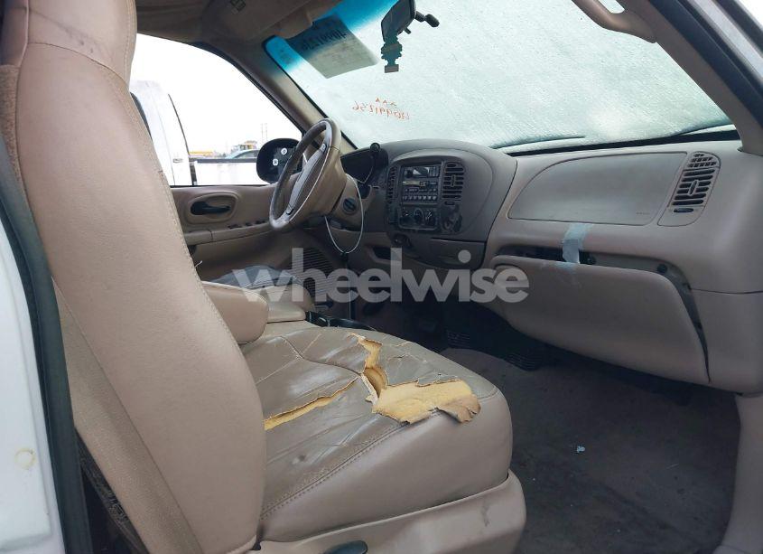 Photo 5 of 1999 Ford F-150 LARIAT/XL/XLT (VIN 1FTRX18L1XKB61205)