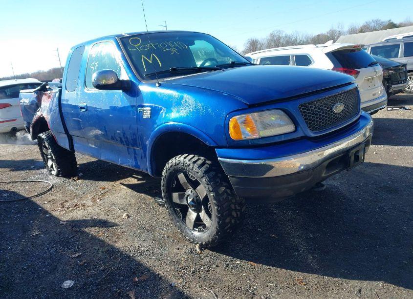 2000 Ford F-150 LARIAT/WORK SERIES/XL/XLT (VIN 1FTRX18L1YNB55646) main photo