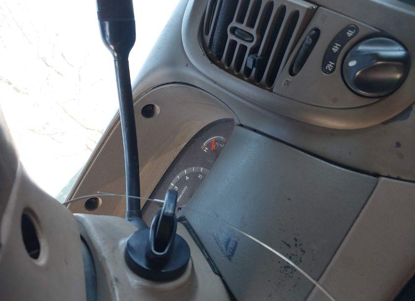 Photo 11 of 2000 Ford F-150 LARIAT/WORK SERIES/XL/XLT (VIN 1FTRX18L1YNB55646)