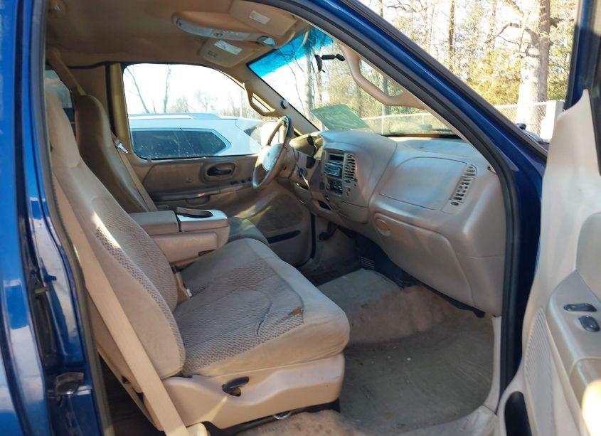 Photo 5 of 2000 Ford F-150 LARIAT/WORK SERIES/XL/XLT (VIN 1FTRX18L1YNB55646)