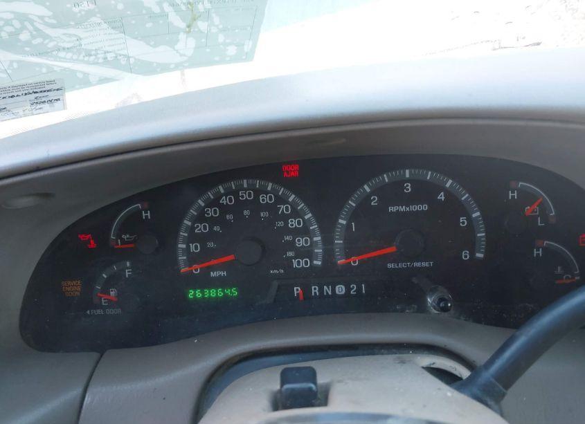 Photo 7 of 2000 Ford F-150 LARIAT/WORK SERIES/XL/XLT (VIN 1FTRX18L1YNB55646)